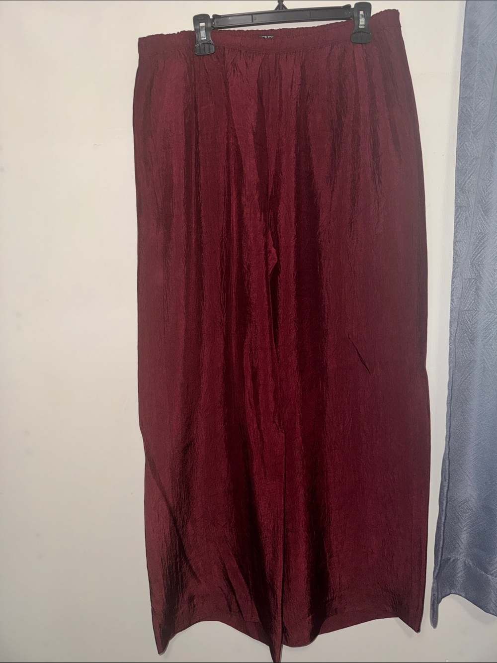 Women's Burgundy Wide Leg Easy Pant